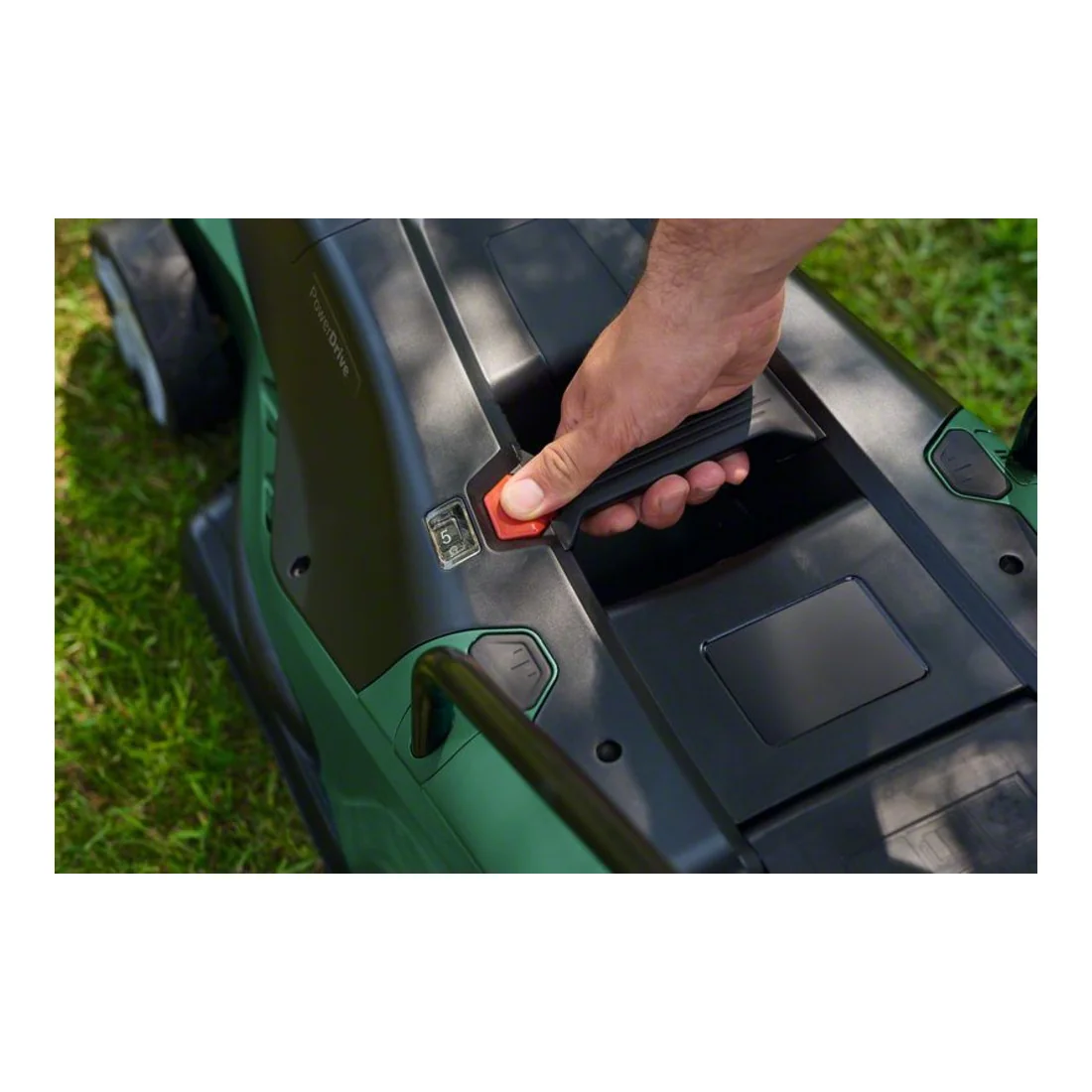 Bosch Elektro Rasenmäher UniversalRotak 550 1300 W 38 cm