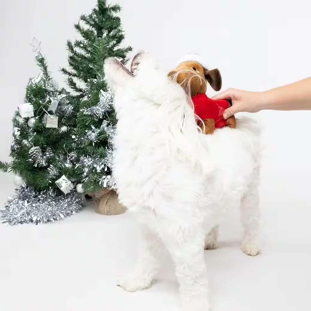 FLAMINGO Hundespielzeug Kuscheltier Plüsch Tikko braun Weihnachten