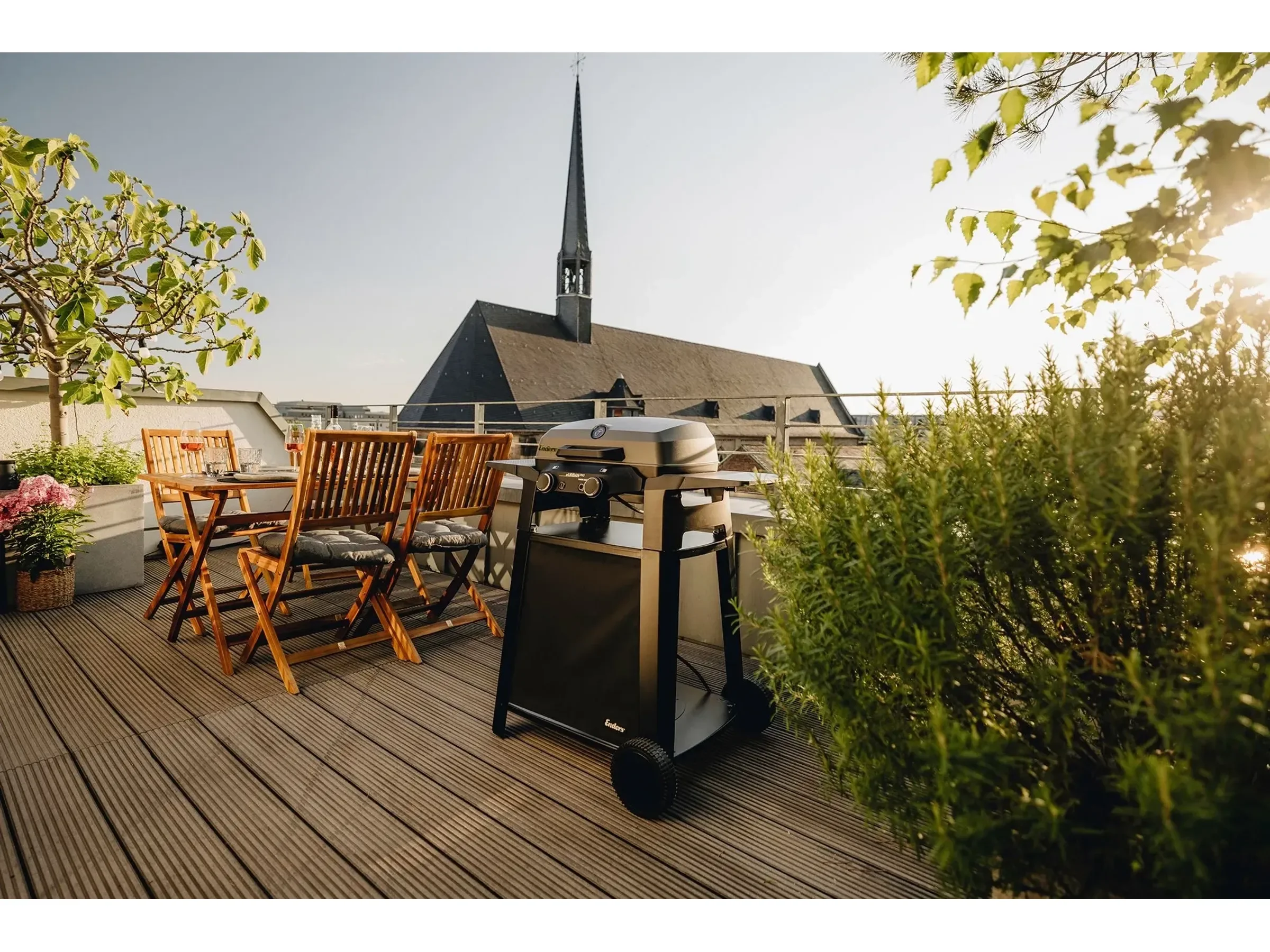 Enders Elektrogrill eUrban Pro 2 Turbo Mobil inkl Trolley Balkon