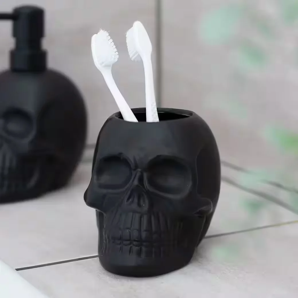 FIGUREN SHOP GMBH Zahnputzbecher schwarzer Totenkopf Gothic Fantasy