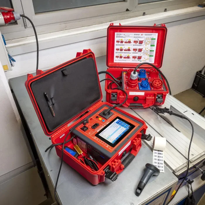 Benning Gerätetester 050332, ST 755+, VDE 0701, VDE 0702, VDE 0751-1, DGUV 3