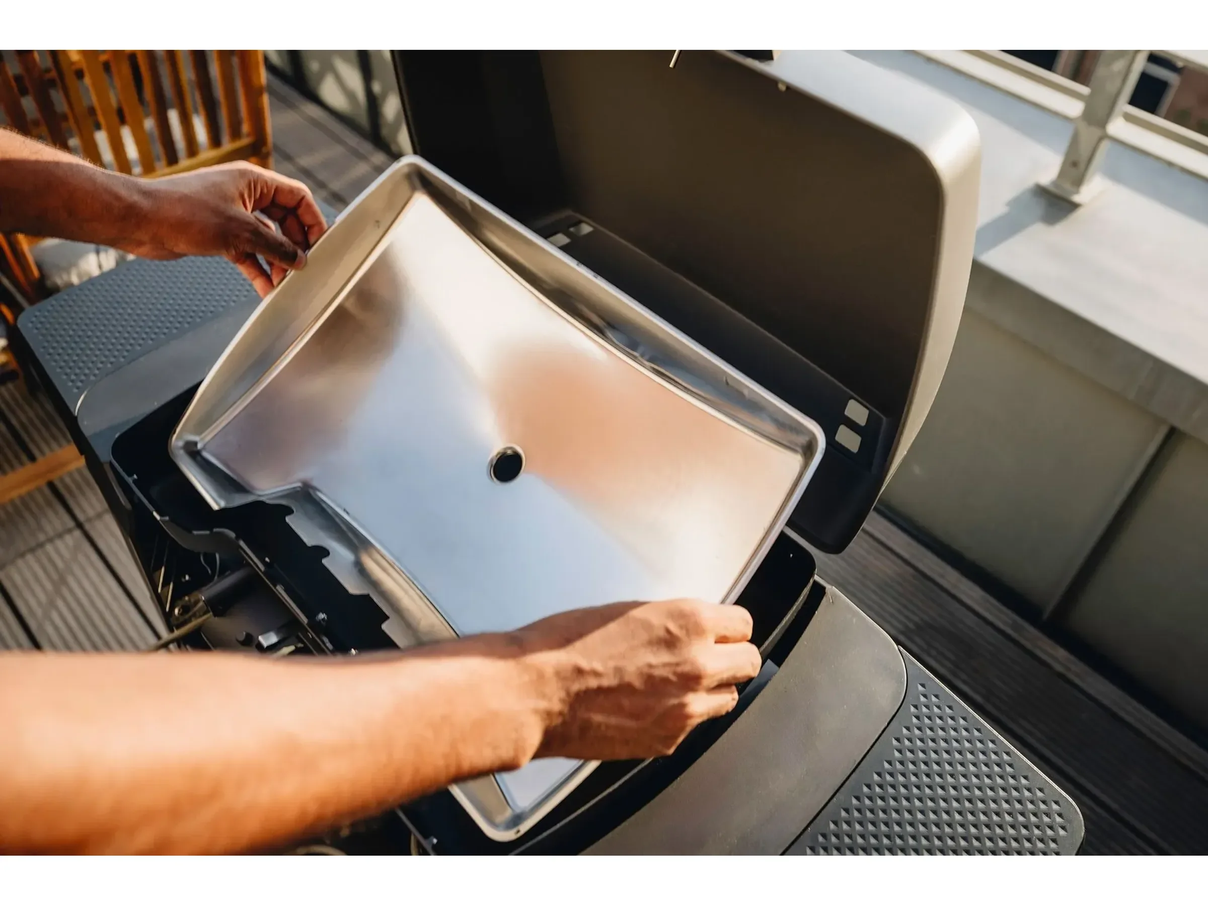 Enders Elektrogrill eUrban Pro 2 Turbo Mobil inkl Trolley Balkon
